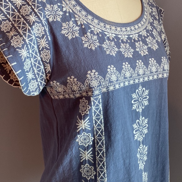 THML embroidered blouse - Picture 3 of 7